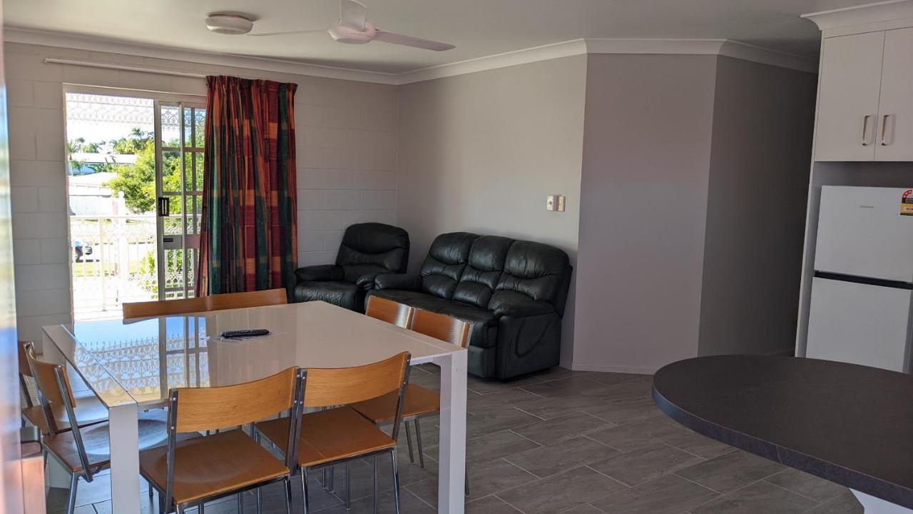 Monte Carlo Motor Inn Townsville Exterior foto