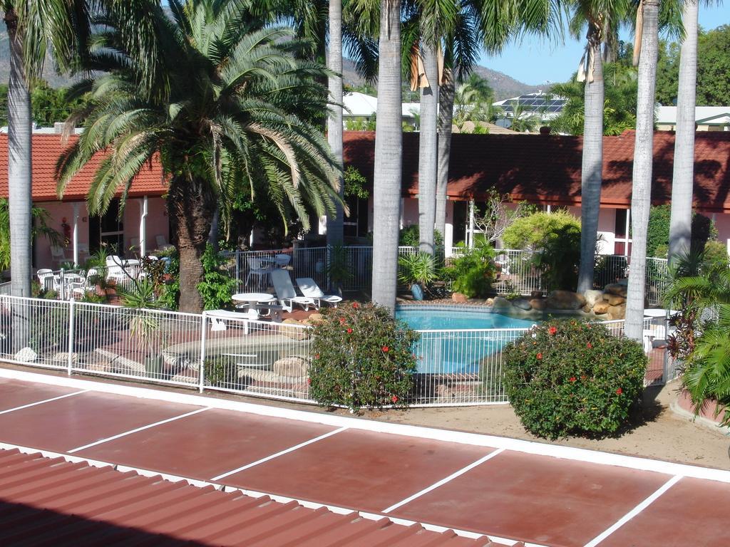Monte Carlo Motor Inn Townsville Exterior foto