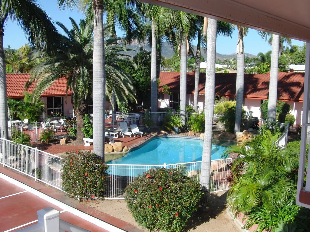 Monte Carlo Motor Inn Townsville Exterior foto